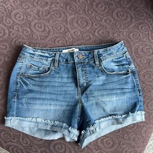 Women’s Refuge shorts